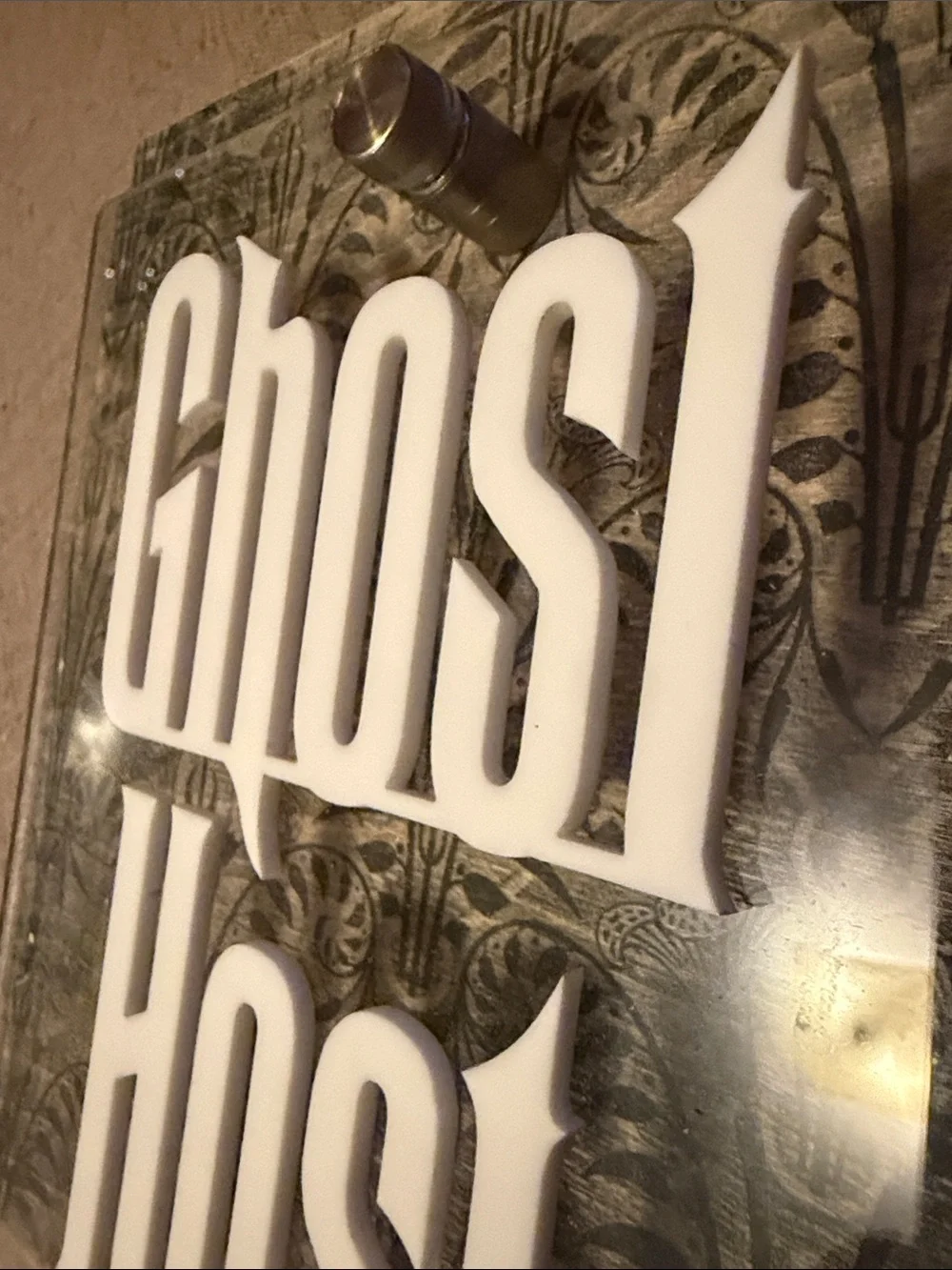 Ghost Host White Decorative Wall Plaque - Disney Haunted Mansion Home Wall Decor
